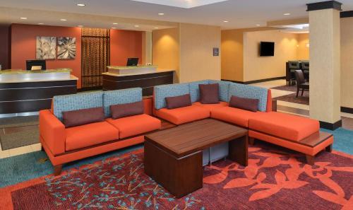 Hotel By Marriott Downtown