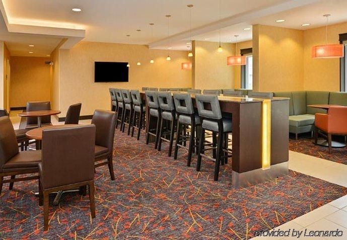 By Marriott Downtown Hotel Des Moines