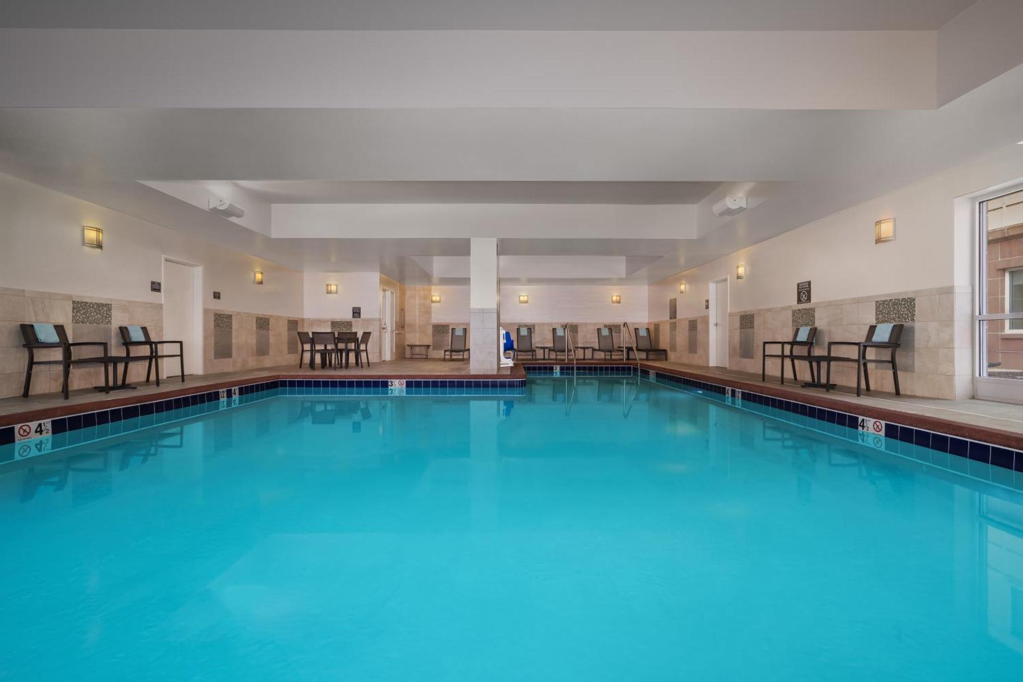 Hotel By Marriott Downtown Des Moines