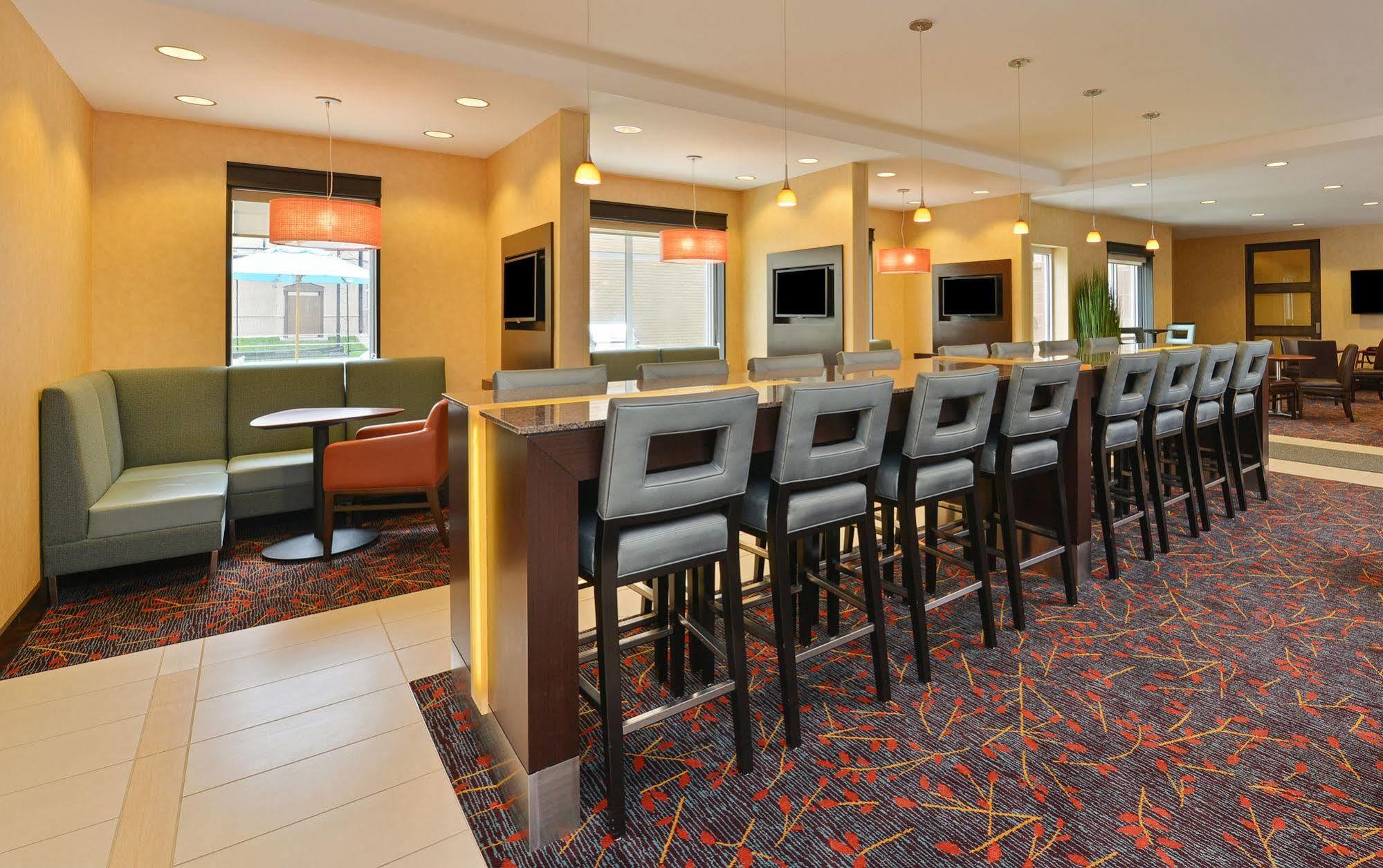 Hotel By Marriott Downtown